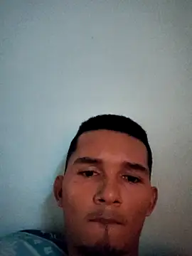 Snapshot of Rayangiss chatting on November 21, 2025, 10:30 pm Rayangiss online show from November 21, 2025, 10:30 pm