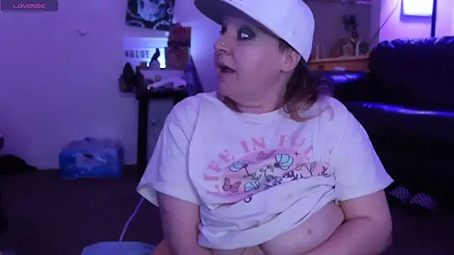 BellaBlueBBW online show from March 7, 2025, 1:42 am