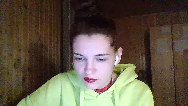AmeliieLaFleur online show from May 8, 2026, 8:03 pm