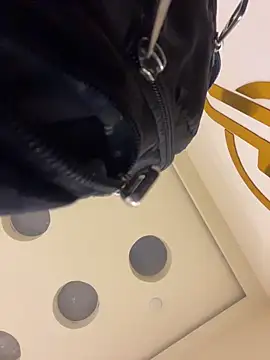 AlyssaRay online show from April 10, 2026, 12:54 pm