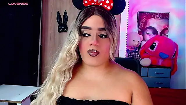 Snapshot of Sofiabigcock22 chatting on October 18, 2025, 8:53 pm Sofiabigcock22 online show from October 18, 2025, 8:53 pm