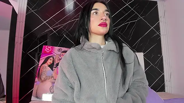 Candy leilaa3 online show from March 19, 2026, 4:38 am