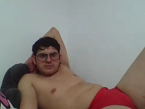 Dariusbi online show from November 9, 2025, 6:01 am