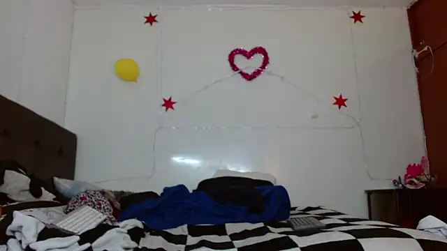 picante70  online show from October 30, 2025, 1:12 pm