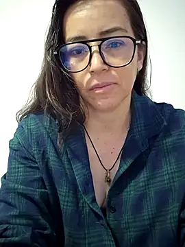 Snapshot of Lui_Fer01 chatting on April 22, 2026, 11:45 am Lui Fer01 online show from April 22, 2026, 11:45 am