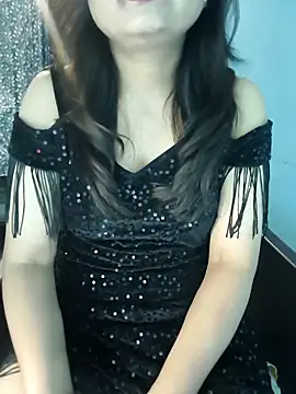 Model Show01 online show from November 25, 2025, 6:19 pm