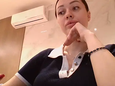 Snapshot of Yanorell chatting on February 26, 2026, 9:30 am Yanorell online show from February 26, 2026, 9:30 am