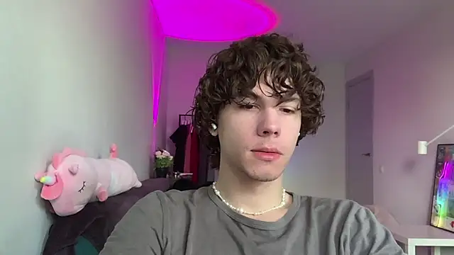 Snapshot of Jeremy1Scott chatting on June 8, 2026, 5:41 am Jeremy1Scott online show from June 8, 2026, 5:41 am