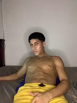 tylerwarron online show from October 23, 2025, 1:49 am