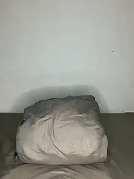 tylerwarron online show from October 24, 2025, 12:41 am