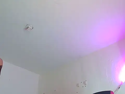 Trix ebony online show from April 7, 2026, 4:24 am