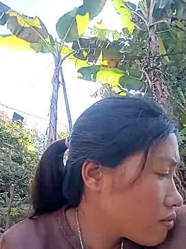 -Paige- online show from November 29, 2025, 6:49 am