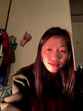 Snapshot of -Paige- chatting on January 15, 2026, 10:31 am -Paige- online show from January 15, 2026, 10:31 am