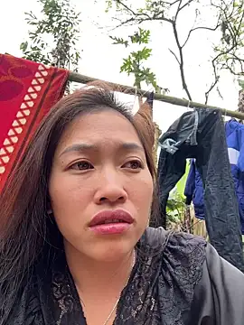 Snapshot of -Paige- chatting on February 14, 2026, 6:21 am -Paige- online show from February 14, 2026, 6:21 am