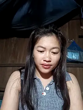 Snapshot of -Paige- chatting on February 17, 2026, 12:51 am -Paige- online show from February 17, 2026, 12:51 am