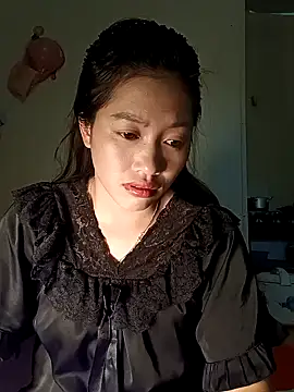 Snapshot of -Paige- chatting on February 22, 2026, 3:40 am -Paige- online show from February 22, 2026, 3:40 am