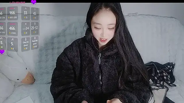 hyp0crite online show from February 2, 2026, 4:11 am