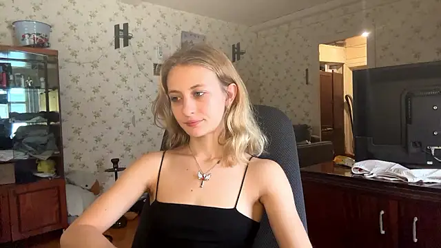 Snapshot of AmeliLia chatting on February 28, 2026, 1:12 pm AmeliLia online show from February 28, 2026, 1:12 pm