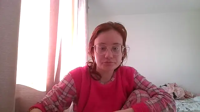 LuckySLove online show from April 9, 2026, 3:06 pm