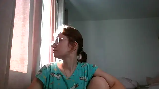 LuckySLove online show from July 14, 2026, 6:02 pm