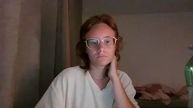 LuckySLove online show from August 9, 2026, 8:03 pm