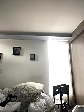 Snapshot of Cara-Hadley chatting on October 13, 2025, 4:18 pm Cara-Hadley online show from October 13, 2025, 4:18 pm