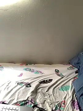 La-Gatiita-trans online show from April 12, 2026, 4:34 pm