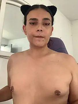 La-Gatiita-trans online show from June 25, 2026, 5:17 pm