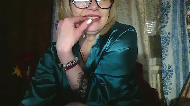 Lia Ray online show from February 22, 2026, 9:24 pm