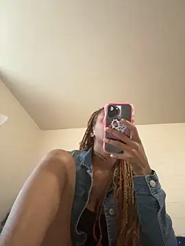 Soulsnatchingtsunami online show from October 21, 2025, 3:13 pm