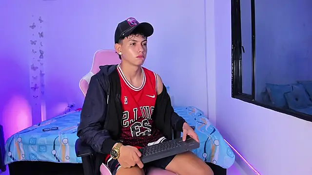 Axel Cody  online show from February 20, 2026, 11:32 am