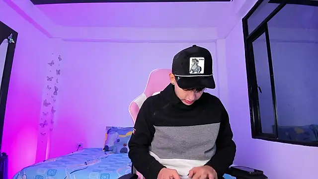 Axel Cody  online show from February 26, 2026, 11:31 am