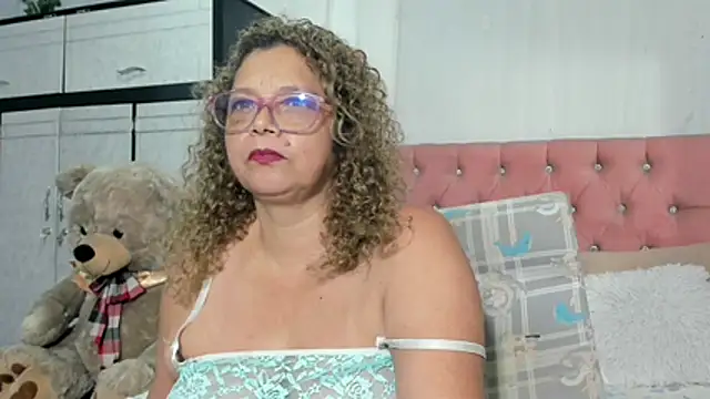 victoriaborunys online show from March 25, 2026, 5:24 am