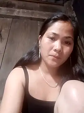 Snapshot of Lyssa-a chatting on April 3, 2026, 3:43 pm Lyssa-a online show from April 3, 2026, 3:43 pm