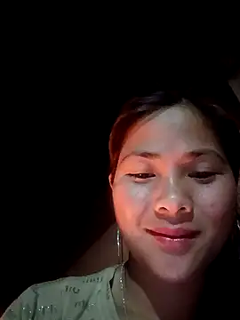 Snapshot of Lyssa-a chatting on April 10, 2026, 9:52 pm Lyssa-a online show from April 10, 2026, 9:52 pm