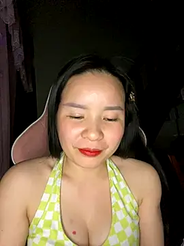 Listen-ly online show from November 17, 2025, 4:57 pm