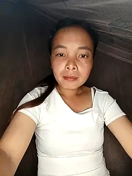 Snapshot of Nguyet2k4 chatting on October 14, 2025, 6:03 am Nguyet2k4 online show from October 14, 2025, 6:03 am