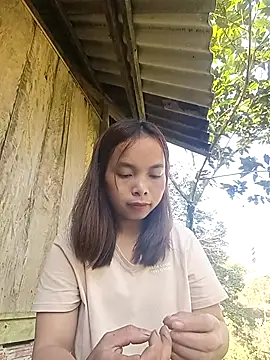 Nguyet2k4 online show from February 6, 2026, 4:06 am