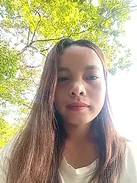 Nguyet2k4 online show from May 15, 2026, 11:34 pm
