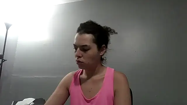 ali18of1 online show from April 14, 2026, 5:13 am