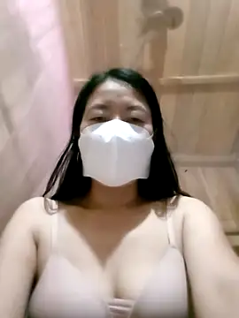 Zulylady online show from November 12, 2025, 3:07 am