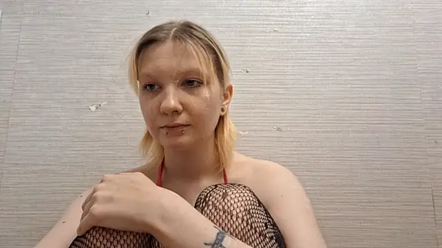 AstraVale online show from November 19, 2025, 8:25 am