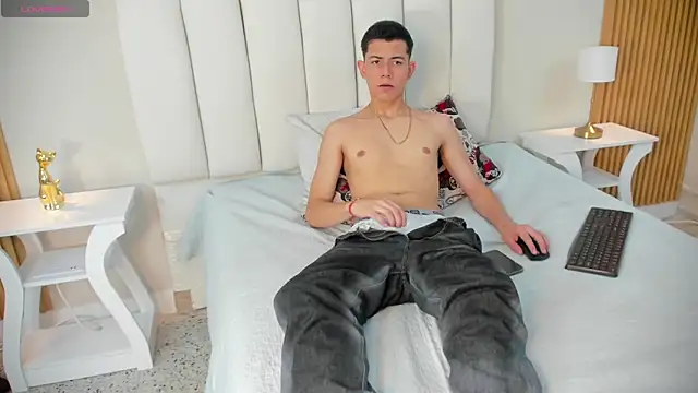 Snapshot of FireGuy_99 chatting on November 2, 2025, 1:46 pm FireGuy 99 online show from November 2, 2025, 1:46 pm