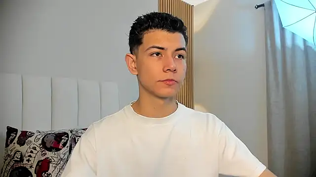 Snapshot of FireGuy_99 chatting on December 4, 2025, 12:47 pm FireGuy 99 online show from December 4, 2025, 12:47 pm