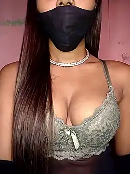 Strip Hotty242 online show from November 9, 2025, 6:28 pm