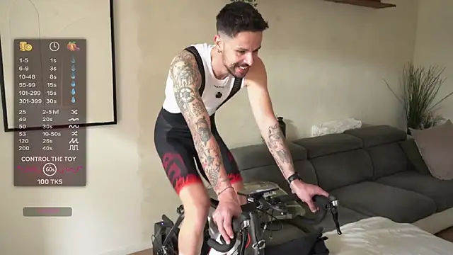 Snapshot of monsieurguitsxxx chatting on March 21, 2026, 12:54 pm monsieurguitsxxx online show from March 21, 2026, 12:54 pm