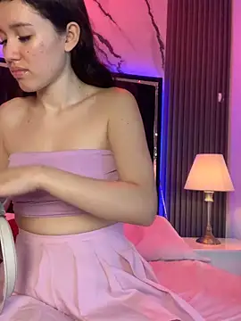 Snapshot of SsexCouplee chatting on April 12, 2026, 10:31 am SsexCouplee online show from April 12, 2026, 10:31 am