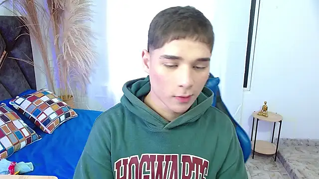 Mattass18 online show from November 18, 2025, 2:43 pm