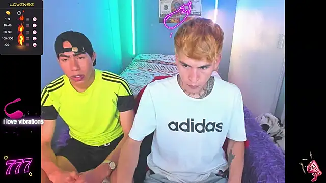 Snapshot of Latin_boysxxxx chatting on April 5, 2026, 1:47 am Latin boysxxxx online show from April 5, 2026, 1:47 am