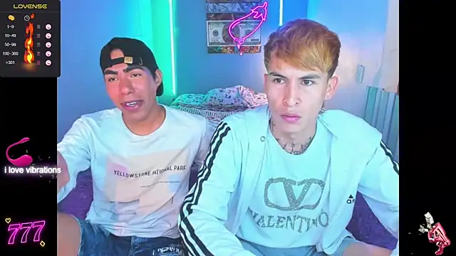 Snapshot of Latin_boysxxxx chatting on April 6, 2026, 1:03 am Latin boysxxxx online show from April 6, 2026, 1:03 am